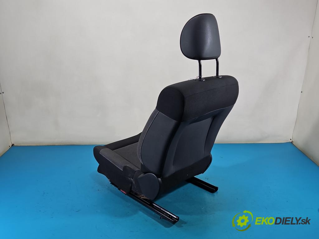 Citroen C4 Cactus 2014-2020 1.6 hdi 99 HP manual 73 kW 1560 cm3 5- Sedačka pravý  (Sedadlo)