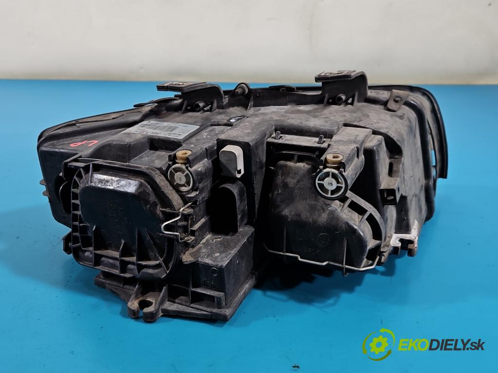 Audi A4 B6 2000-2004 2.5 tdi 163 HP automatic 120 kW 2496 cm3 5- Reflektor: ľavý 8E0941003F (Kľučka dverí ostatné)