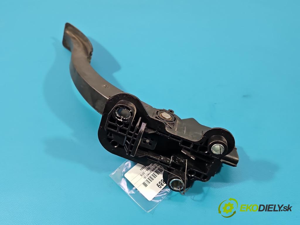 Jeep Compass I 2006-2016 2.0 CRD 140 HP manual 103 kW 1968 cm3 5- pedal plyn potenciometr: 04891585AB