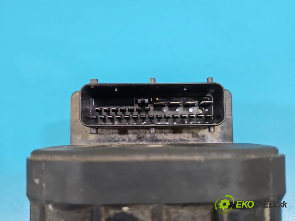 Vw Passat B5 1995-2005 1.8 20V 125 HP manual 92 kW 1781 cm3 4- čerpadlo abs 0273004132 (Pumpa ABS)