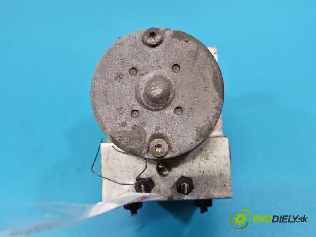 Vw Passat B5 1995-2005 1.8 20V 125 HP manual 92 kW 1781 cm3 4- čerpadlo abs 0273004132 (Pumpa ABS)