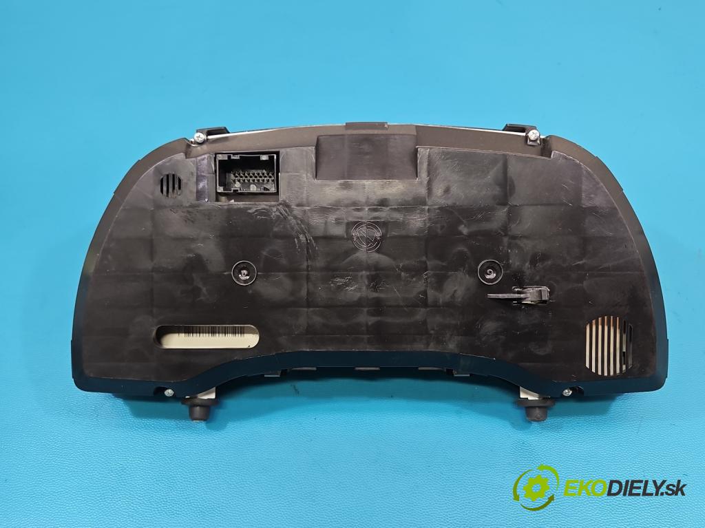 Fiat Punto Grande 1.4 8V 350A1000 77 HP manual 57 kW 1368 cm3 3- prístrojovka/ budíky 51803088 (Prístrojová doska)