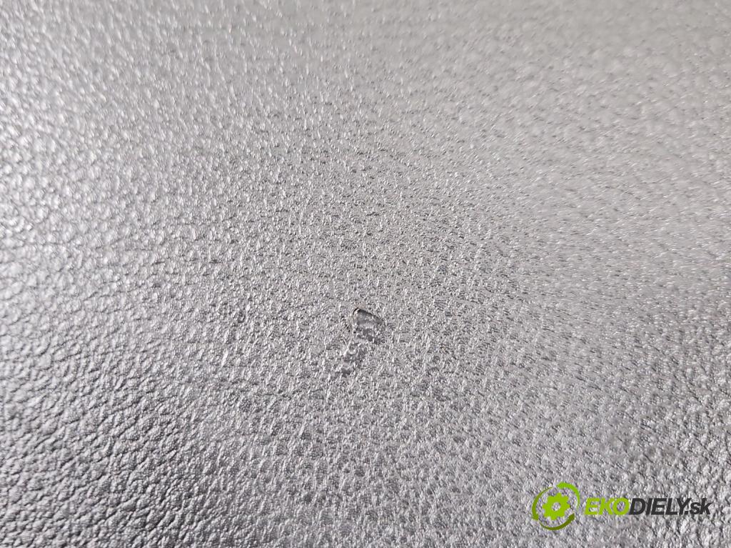 Vw Passat B8 2014- 2.0 tdi 190 HP automatic 140 kW 1968 cm3 5- Čalounictví: kufrové dvere 3G9867605