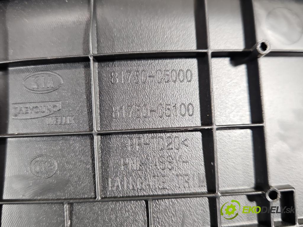 Kia Sorento III 2014-2020 2.0 crdi 185 HP automatic 136 kW 1995 cm3 5- Čalounictví: kufrové dvere 81740-C5000