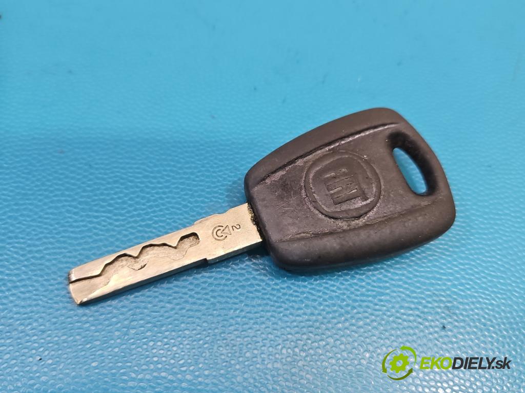 Fiat Punto Grande 1.4 8V 350A1000 77 HP manual 57 kW 1368 cm3 3- Spínačka 51813197 (Spínacia skrinka)