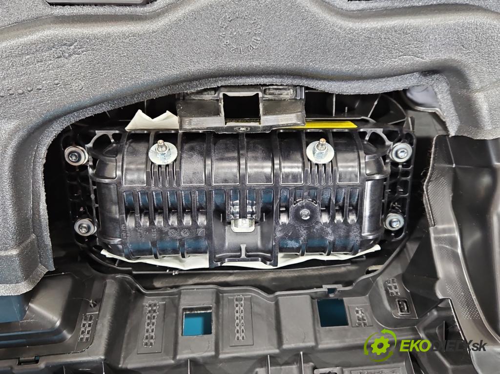 Vw Passat B8 2014- 2.0 tdi 190 HP automatic 140 kW 1968 cm3 5- kokpit,pristrojová doska rozdeľovacia