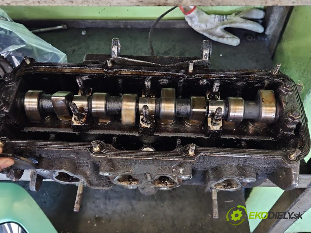 Vw Golf IV 1997-2003 1.6 8V 101 hp manual 74 kW 1595 cm3 5- hlava motoru AKL