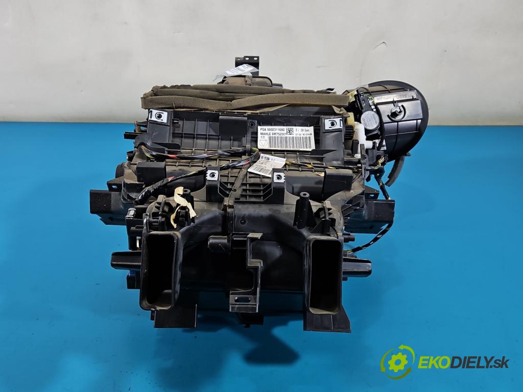 Citroen C4 Cactus 2014-2020 1.6 hdi 99 hp manual 73 kW 1560 cm3 5- radiátor 9802311680 (Radiátor topení)