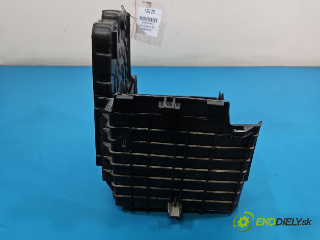 Citroen C4 Cactus 2014-2020 1.6 hdi 99 hp manual 73 kW 1560 cm3 5- obal akumulatora 9801801080