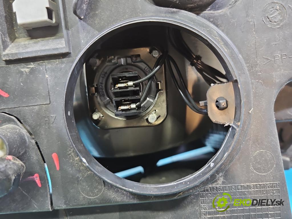 Citroen C4 Cactus 2014-2020 1.6 hdi 99 HP manual 73 kW 1560 cm3 5- Reflektor: ľavý 9800901380 (Kľučka dverí ostatné)