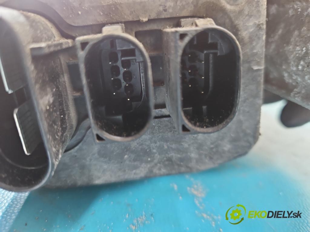 Bmw 4 F32/F33/F36 2013-2020 2.0 T 245KM automatic 180 kW 1997 cm3 4- Ozubené kolo: volant 6868920