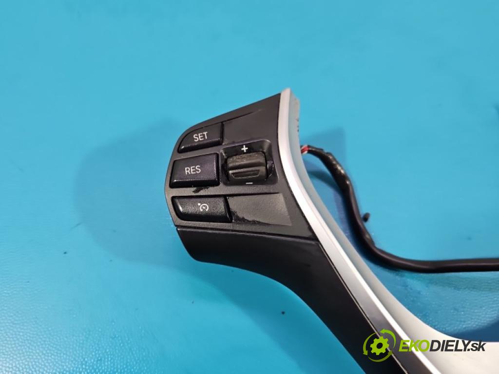 Bmw 4 F32/F33/F36 2013-2020 2.0 T 245KM automatic 180 kW 1997 cm3 4- Přepínač multifunkční: řízení: 9261861 (Páčky pod volantem)
