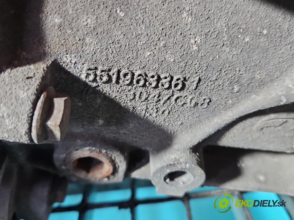 Fiat Punto Grande 1.4 8V 350A1000 77 HP manual 57 kW 1368 cm3 3- prevodovka stupeň,rýchlosť manual 551963361