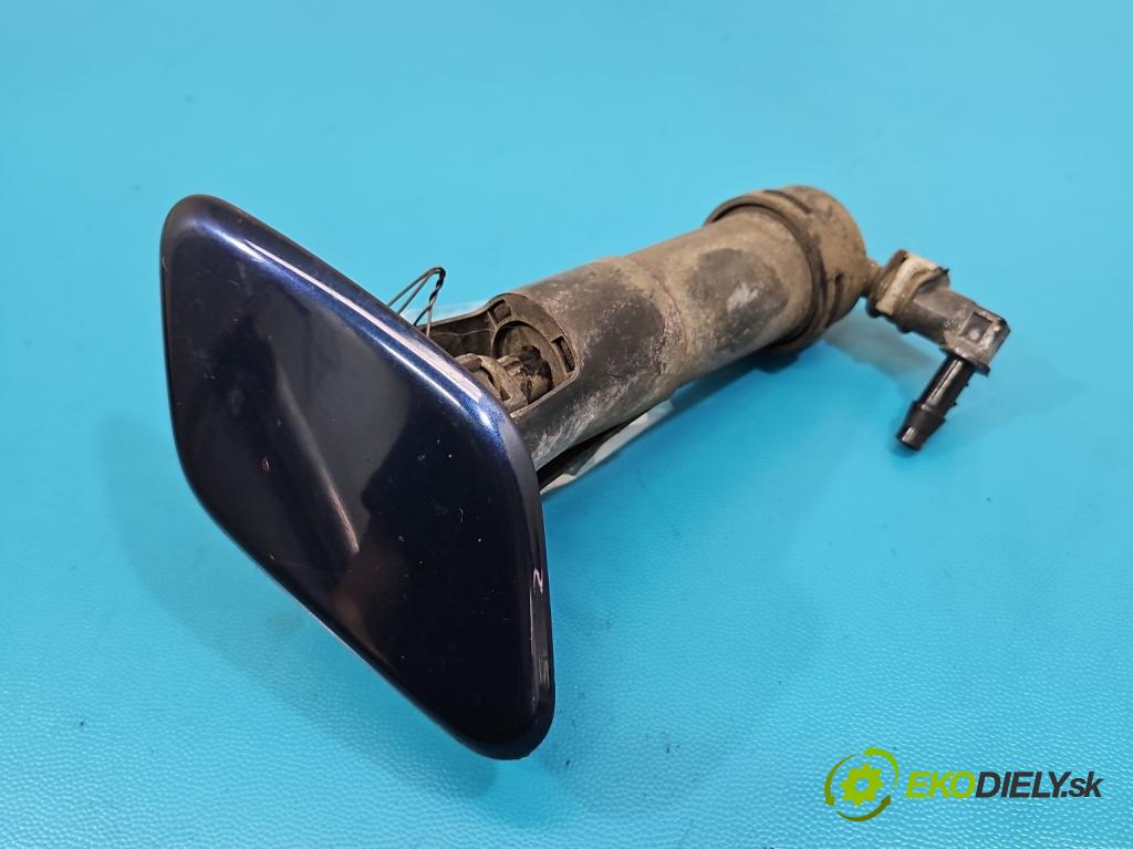 Nissan Note I 2006-2012 1.5 dci 86 HP manual 63 kW 1461 cm3 5- ostrekovač reflektor: pravý 28611-9U000
