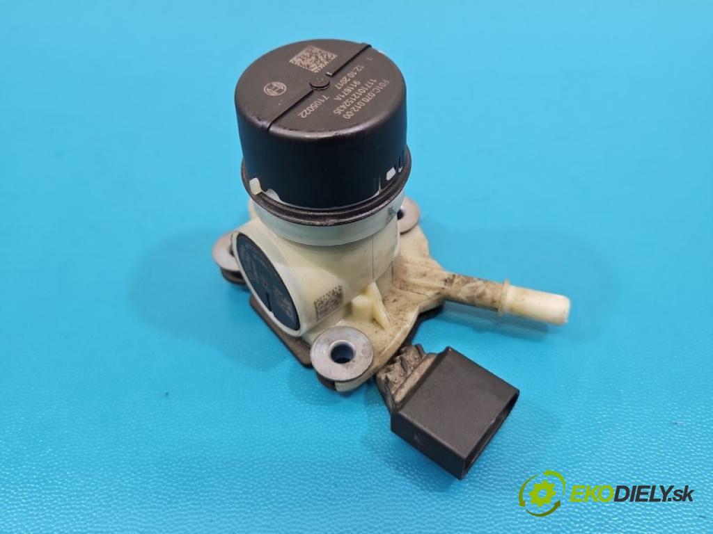 Vw Passat B8 2014- 2.0 tdi 190 HP automatic 140 kW 1968 cm3 5- pompa ostatné F01C250148