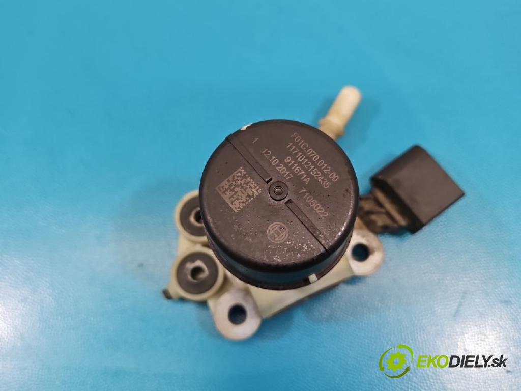Vw Passat B8 2014- 2.0 tdi 190 HP automatic 140 kW 1968 cm3 5- pompa ostatné F01C250148
