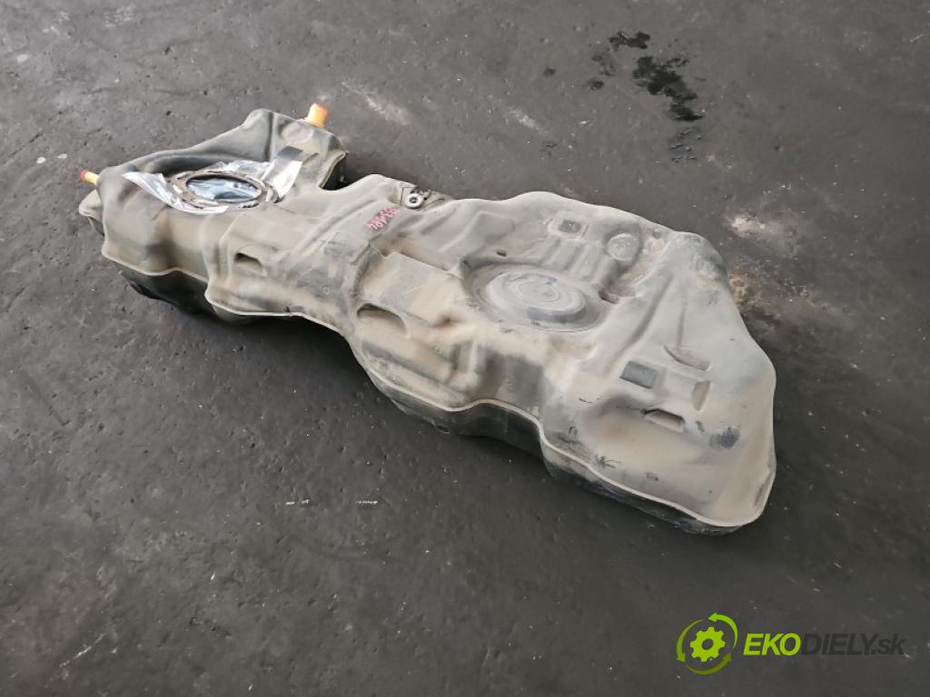 Bmw 4 F32/F33/F36 2013-2020 2.0 T 245KM automatic 180 kW 1997 cm3 4- Nádrž: paliva 7326895 (Palivová nádrž)