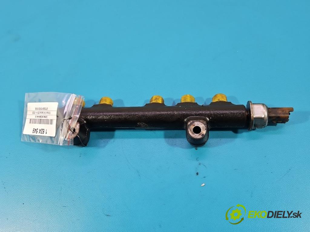 Citroen C4 Cactus 2014-2020 1.6 hdi 99 HP manual 73 kW 1560 cm3 5- lišta vstrekovacia 9804776780 (Vstrekovacia lišta)