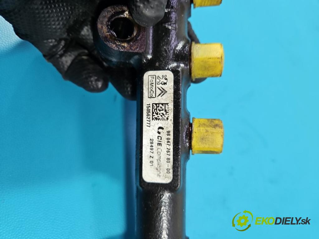 Citroen C4 Cactus 2014-2020 1.6 hdi 99 HP manual 73 kW 1560 cm3 5- lišta vstrekovacia 9804776780 (Vstrekovacia lišta)