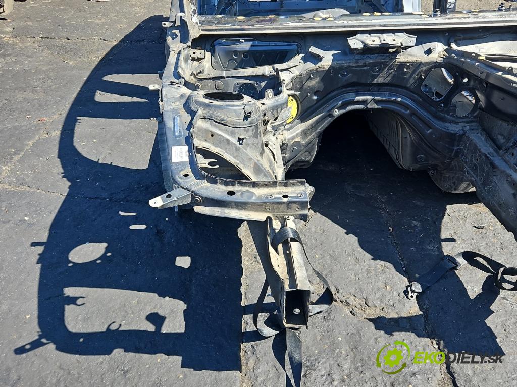 Bmw 4 F32/F33/F36 2013-2020 2.0 T 245KM automatic 180 kW 1997 cm3 4- štvrťka pravé 