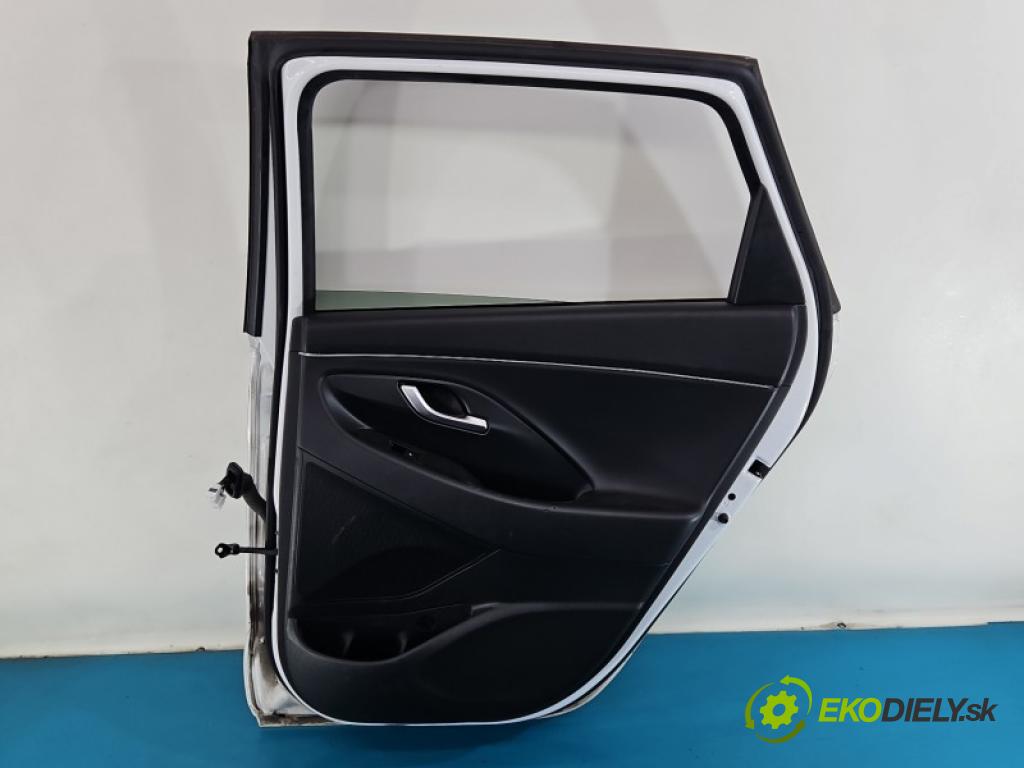 Hyundai I30 III 2016- 1.6 crdi 116 HP automatic 85 kW 1598 cm3 5- dvere zadné pravé  (Kľučka dverí ostatné)