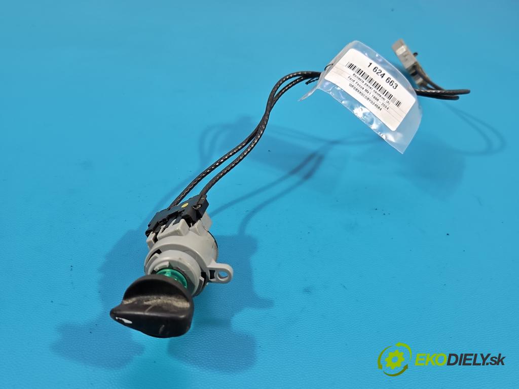 Ford Focus Mk1 1998-2004 2.0 16V 131 HP manual 96 kW 1988 cm3 3- panel kúrenia 98AB-11503-AE