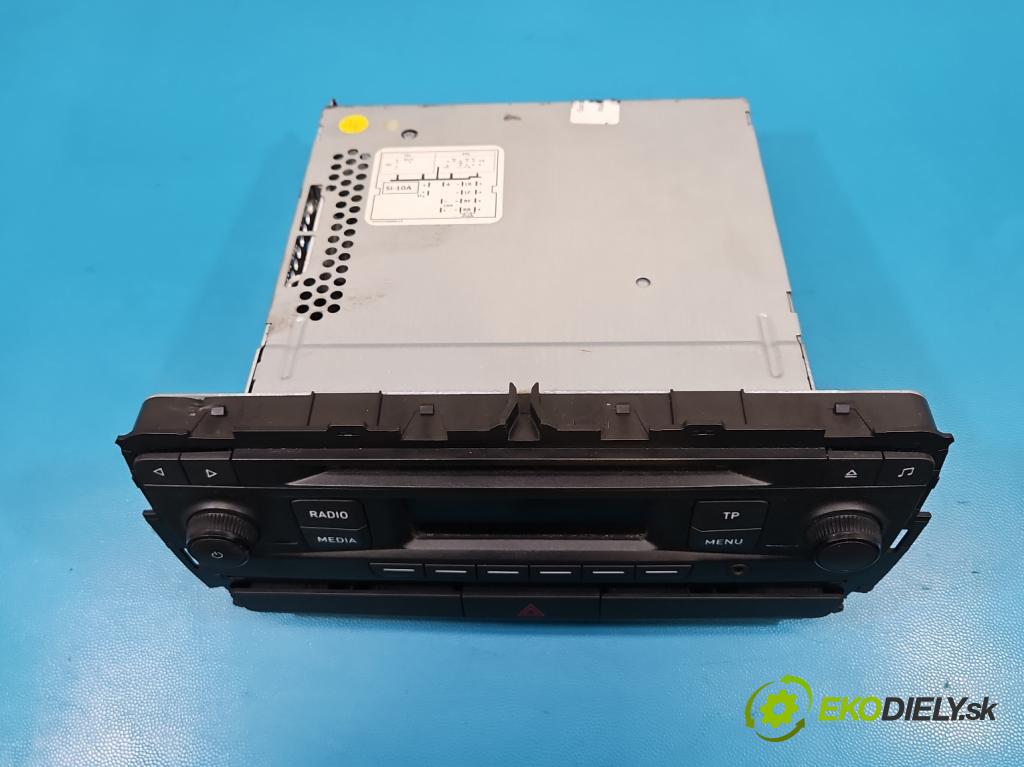 Seat Ibiza IV 6J 2008-2017 1.2 TSI 105 HP manual 77 kW 1197 cm3 5- Radio originál 6J0035156