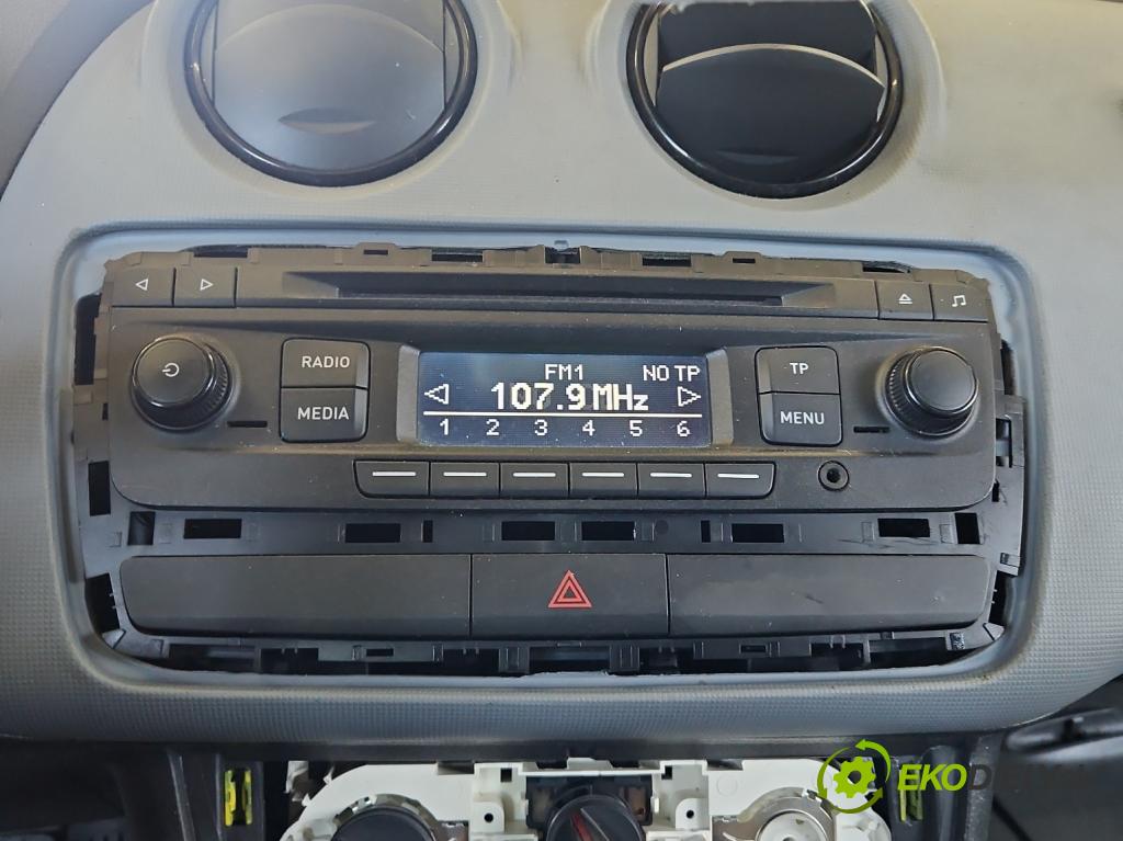 Seat Ibiza IV 6J 2008-2017 1.2 TSI 105 HP manual 77 kW 1197 cm3 5- Radio originál 6J0035156