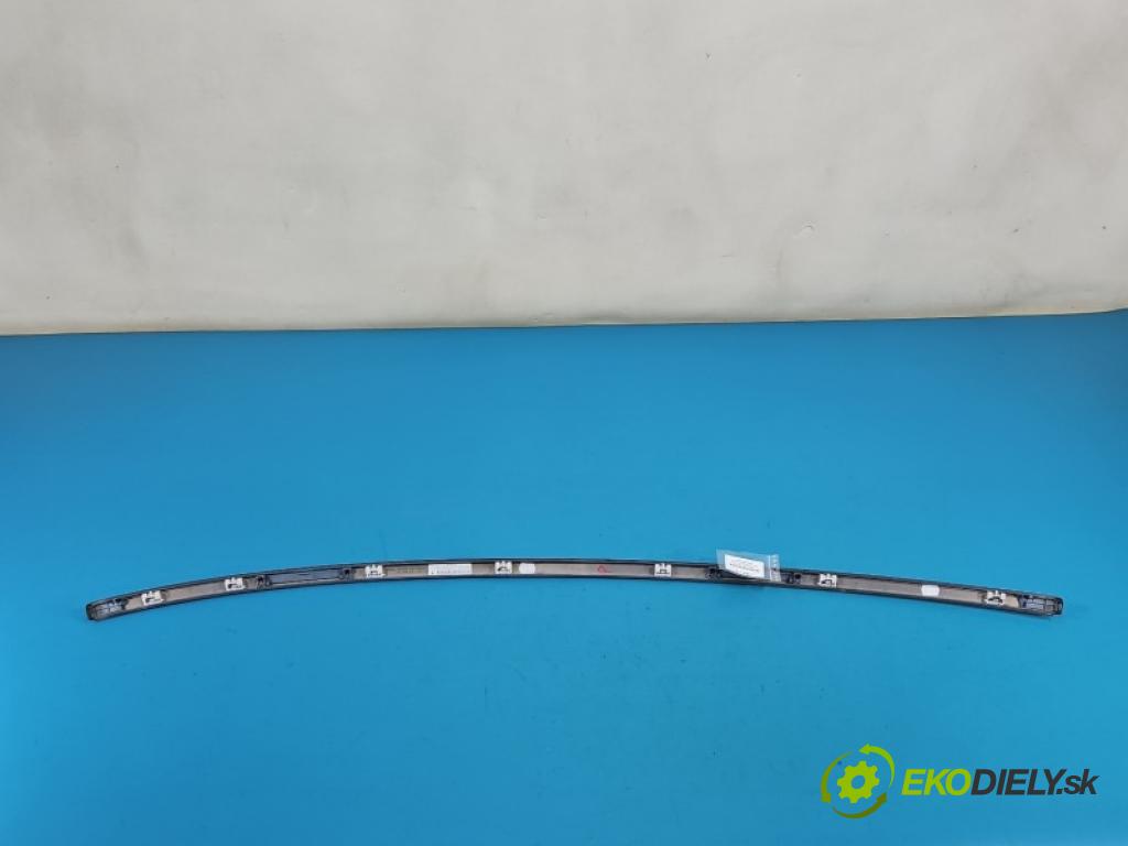 Bmw 4 F32/F33/F36 2013-2020 2.0 T 245KM automatic 180 kW 1997 cm3 4- lišta střecha: pravé EZB-6784-D402