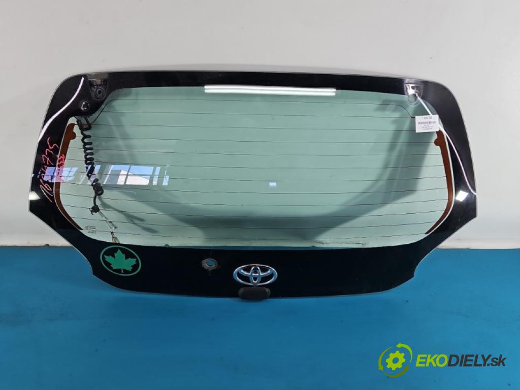 Toyota Aygo 2005-2014 1.0 12V 68 hp manual 50 kW 998 cm3 3- sklo zadní  (Zadní sklo)