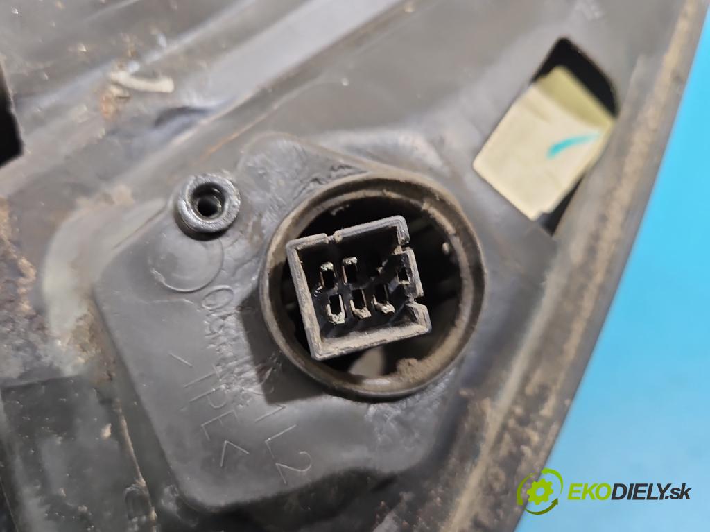 Opel Corsa C 2000-2006 1.2 16V 75 hp manual 55 kW 1199 cm3 5- zpětné zrcátko levé  (Klika dveří ostatní)