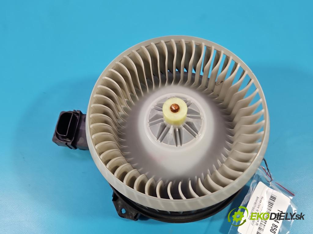 Honda Civic IX 2011-2017 1.8 i-VTEC: 141 HP manual 104 kW 1798 cm3 5- ventilátor vzduchu AV1120