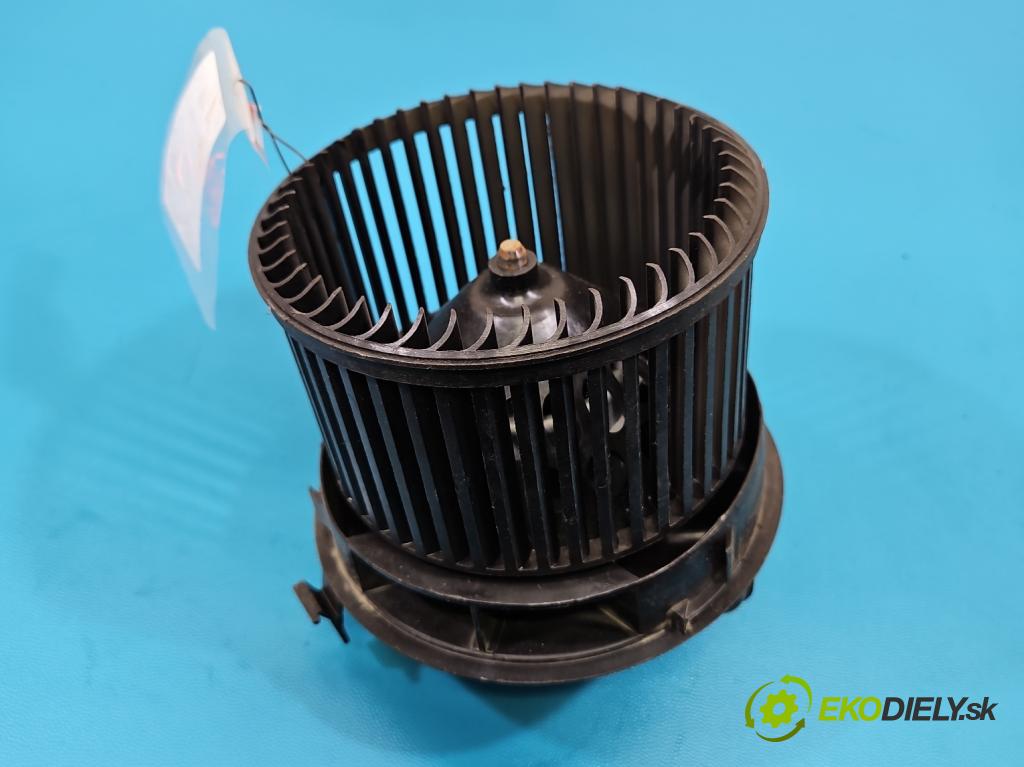 Toyota Aygo 2005-2014 1.0 12V 68 HP manual 50 kW 998 cm3 3- ventilátor vzduchu 
