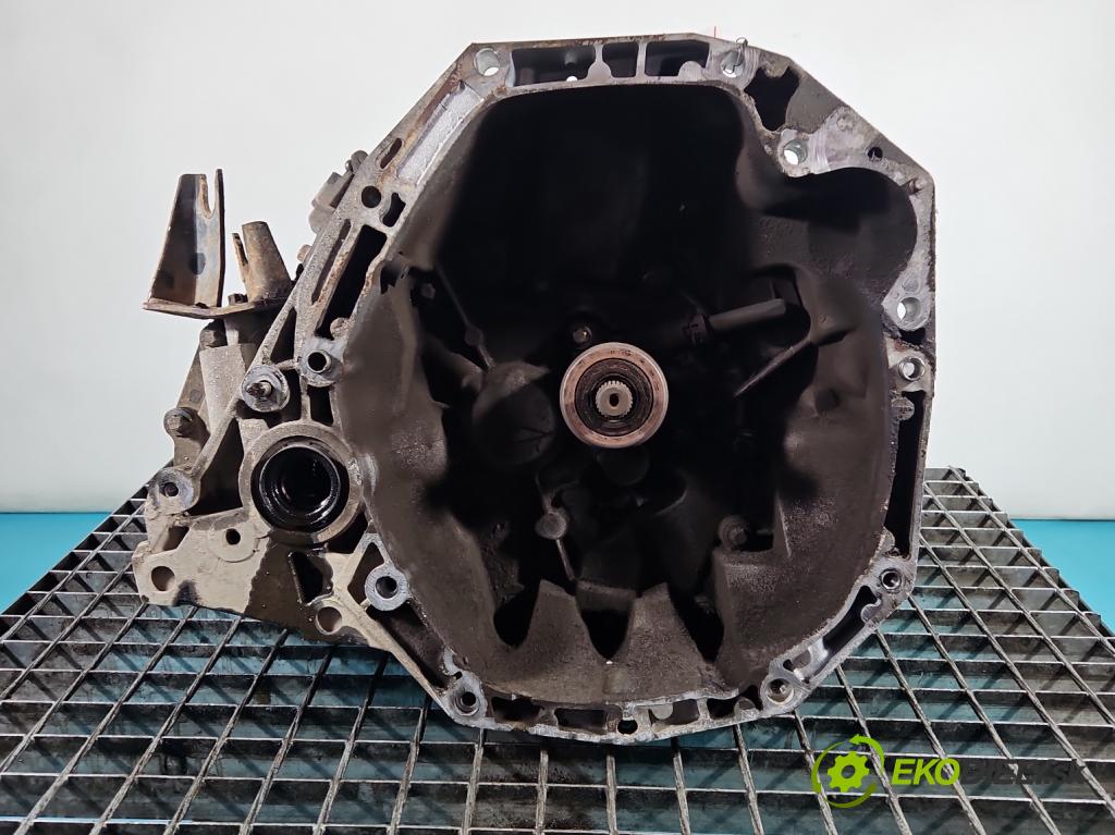 Nissan Note I 2006-2012 1.5 dci 86 hp manual 63 kW 1461 cm3 5- převodovka stupňová manual JR5 140