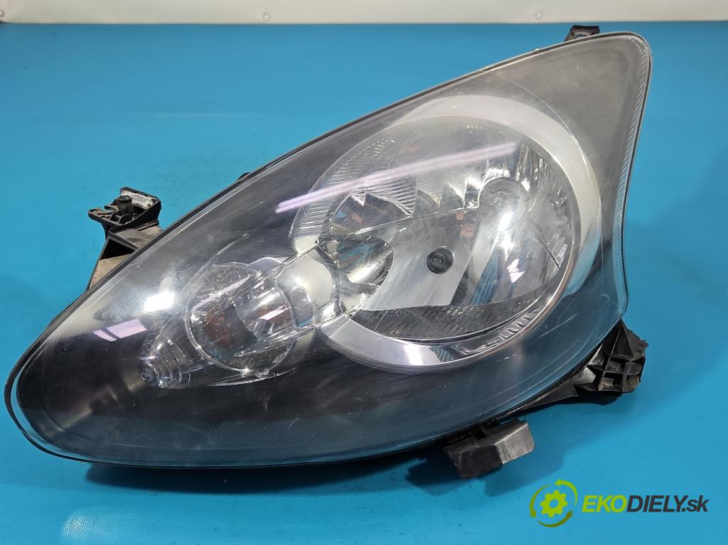 Toyota Aygo 2005-2014 1.0 12V 68 hp manual 50 kW 998 cm3 3- světlo levý 81170-0H011 (Klika dveří ostatní)