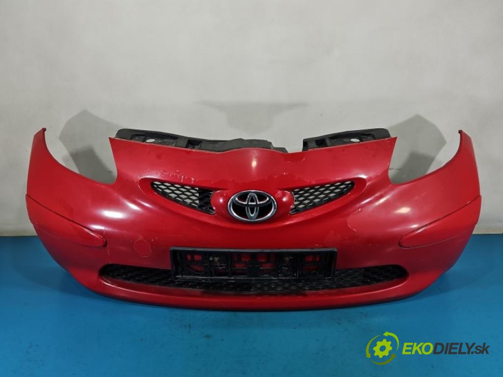 Toyota Aygo 2005-2014 1.0 12V 68 hp manual 50 kW 998 cm3 3- nárazník přední  (Klika dveří ostatní)