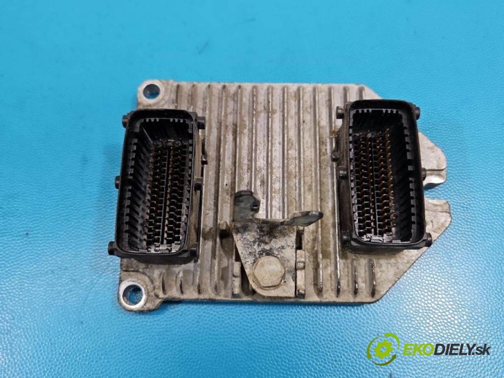 Opel Zafira A 1999-2005 1.8 16V 125 HP manual 92 kW 1796 cm3 5- riadiaca jednotka motora 09158726