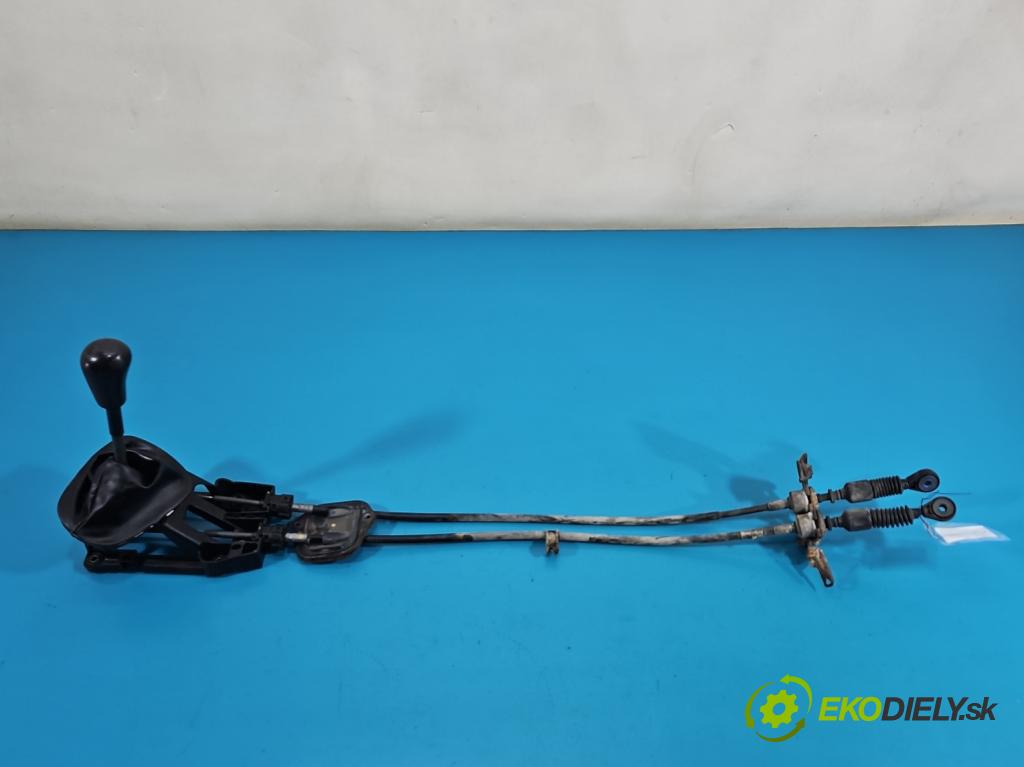 Toyota Aygo 2005-2014 1.0 12V 68 HP manual 50 kW 998 cm3 3- Páka: Změny: stupeň,rýchlosť 33530-0H010 (Rýchlostná páka (kulisa))