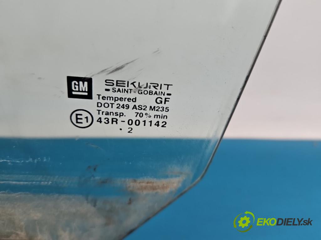 Opel Combo C 2001-2011 1.7 dti 65 hp manual 48 kW 1686 cm3 5- sklo dveře přední levé