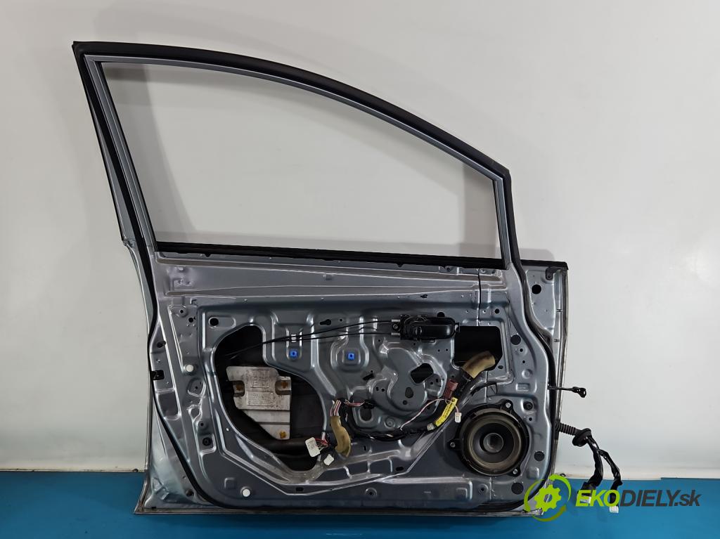 Nissan Tiida 1.8 16V 124 hp automatic 91 kW 1798 cm3 5- dveře přední levé  (Klika dveří ostatní)