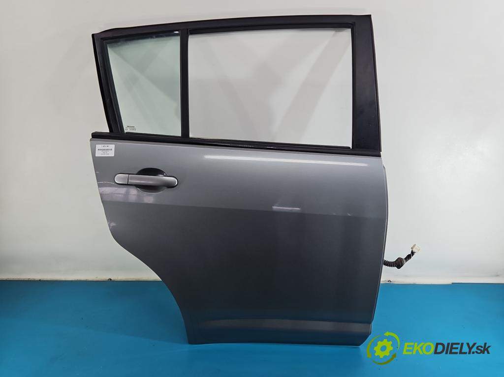 Nissan Tiida 1.8 16V 124 hp automatic 91 kW 1798 cm3 5- dveře zadní pravé  (Klika dveří ostatní)