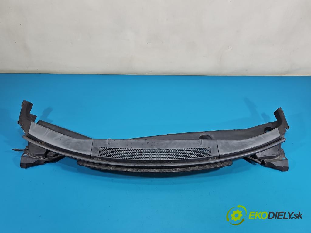 Honda Civic IX 2011-2017 1.8 16V 141 hp manual 104 kW 1798 cm3 5- torpédo 74200-TV0-G0 (Plast pod čelním sklem)