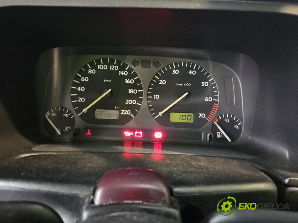 Vw Golf III 1991-1998 1.8 8V 75 hp manual 55 kW 1781 cm3 5- Přístrojová deska 354001002 (Přístrojová deska)