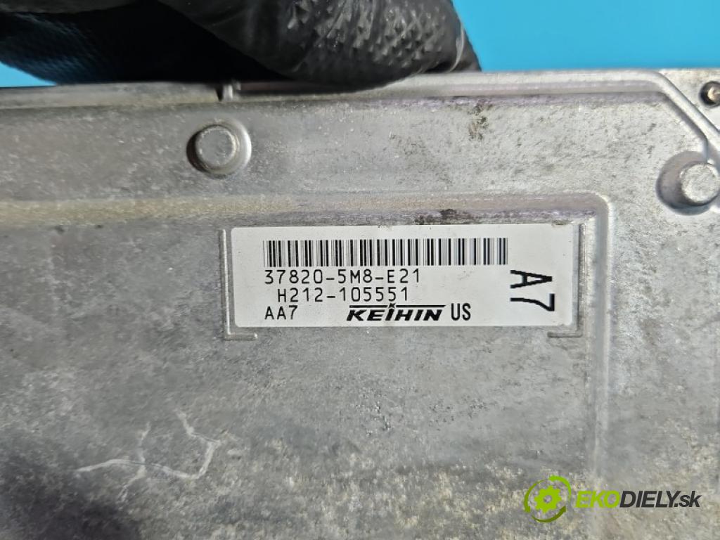 Honda Civic IX 2011-2017 1.8 i-VTEC: 141 HP manual 104 kW 1798 cm3 5- riadiaca jednotka motora 37820-5M8-E21