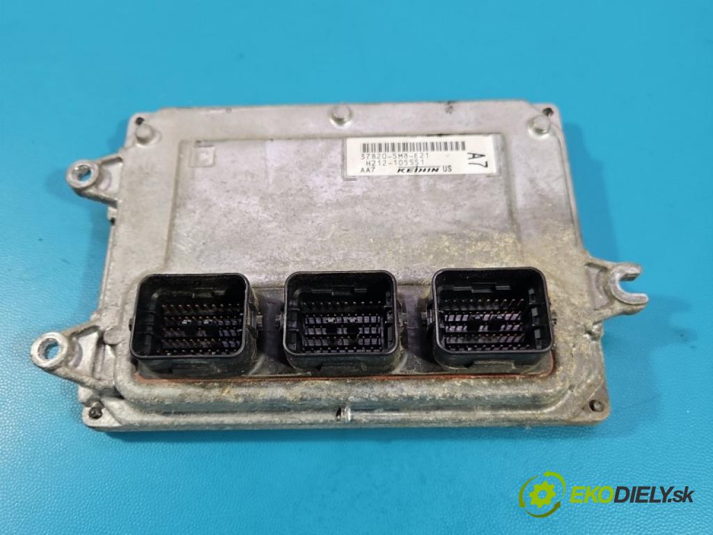 Honda Civic IX 2011-2017 1.8 i-VTEC: 141 HP manual 104 kW 1798 cm3 5- riadiaca jednotka motora 37820-5M8-E21