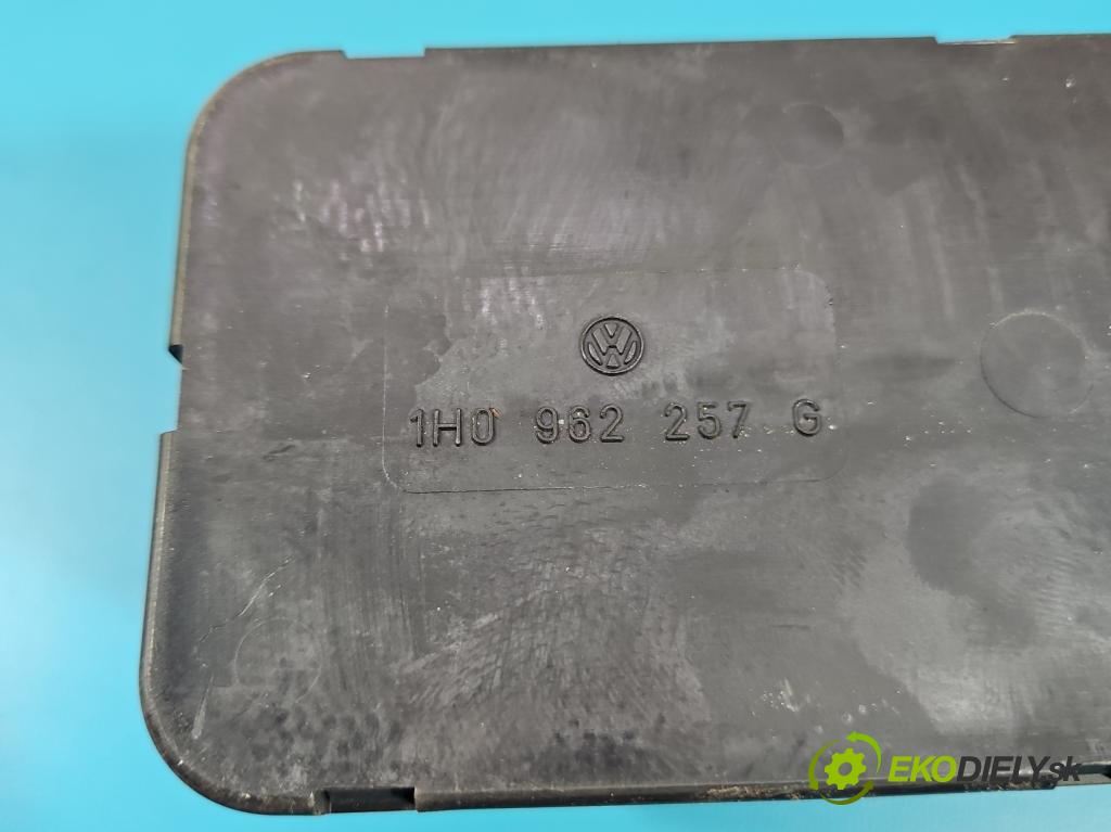 Vw Golf III 1991-1998 1.8 8V 75 HP manual 55 kW 1781 cm3 5- Centrální: zámek: 1H0962257G