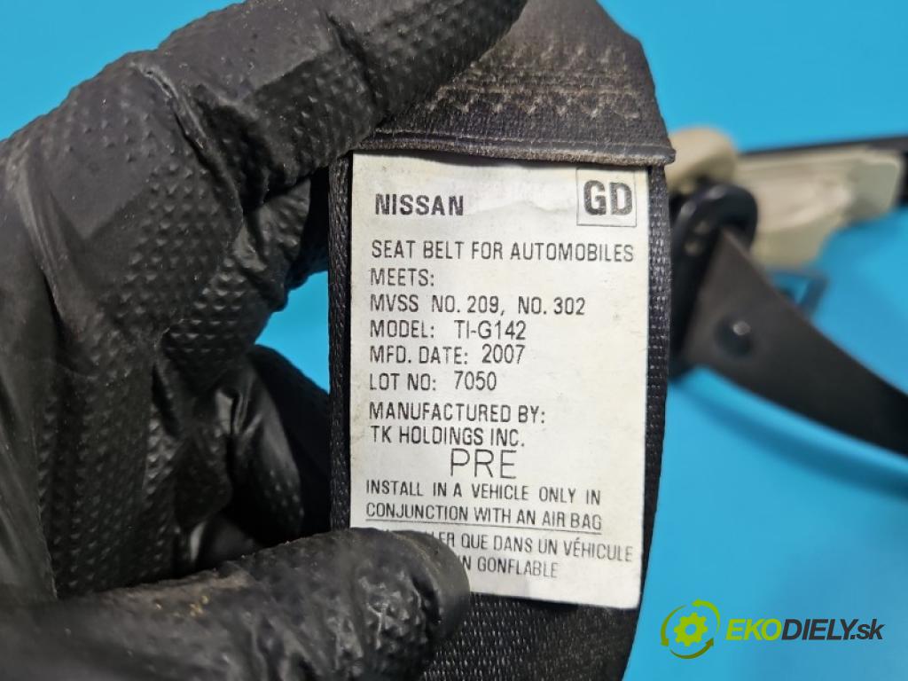 Nissan Tiida 1.8 16V 124 hp automatic 91 kW 1798 cm3 5- stěna bezpečnost přední levý