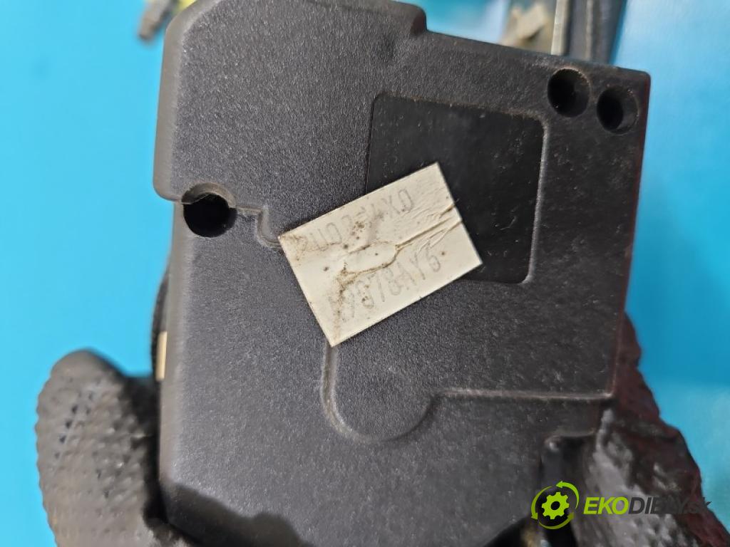 Nissan Micra K12 2003-2010 1.2 16V 65 HP manual 48 kW 1240 cm3 5- pas bezpečnosť: predné ľavý 86885-AY321