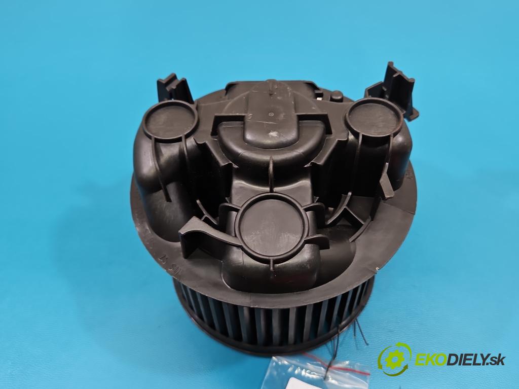 Nissan Micra K12 2003-2010 1.2 16V 65 hp manual 48 kW 1240 cm3 5- ventilátor vzduchu