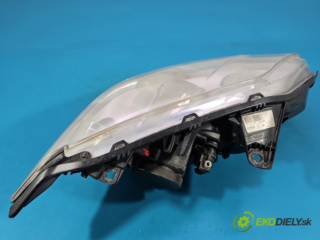 Renault Laguna III 2007-2015 2.0 16V 140 HP manual 103 kW 1997 cm3 5- Reflektor: ľavý 260600033R (Kľučka dverí ostatné)
